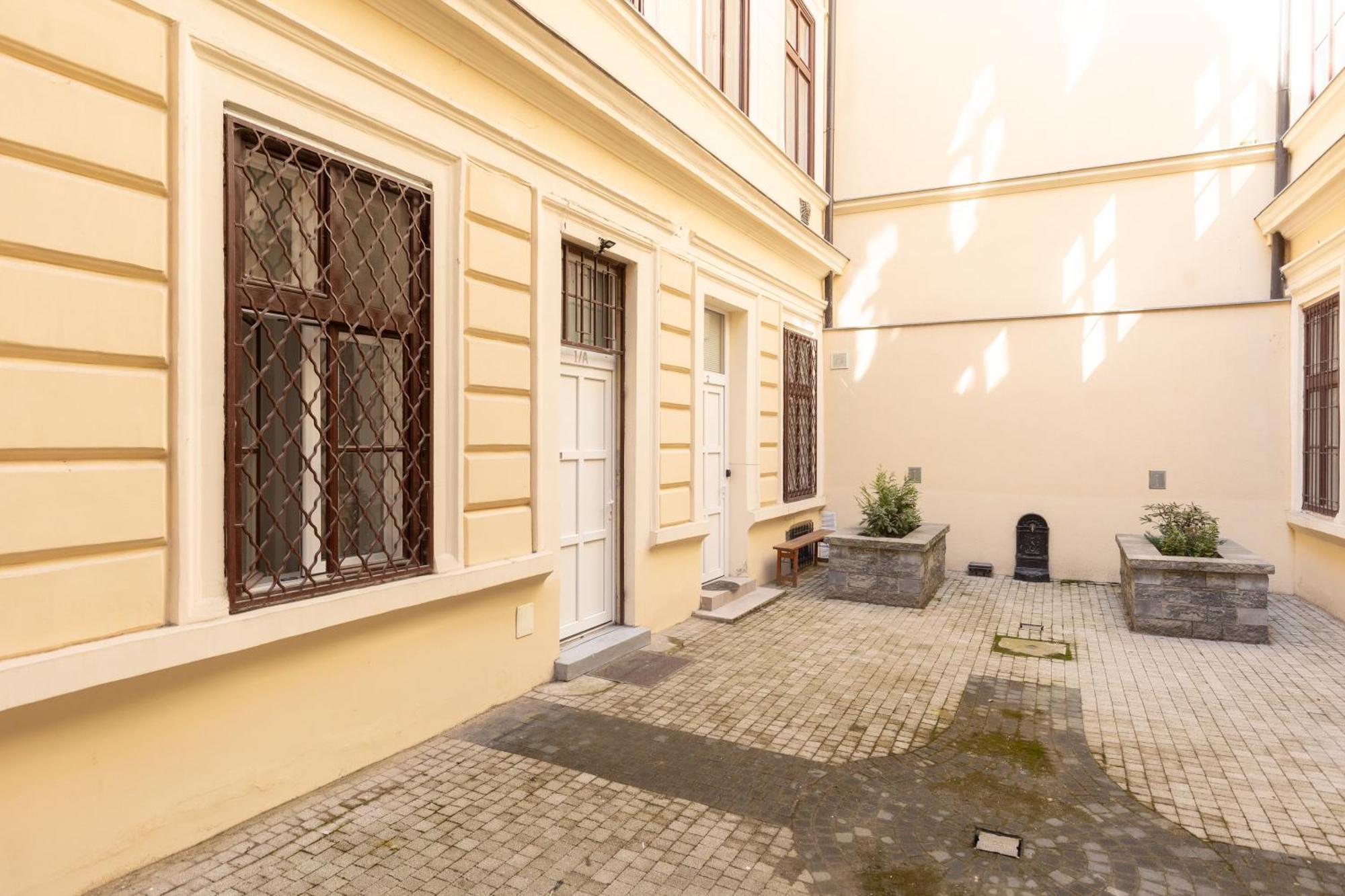 Lucky 54 Apartment Budapest Exterior foto